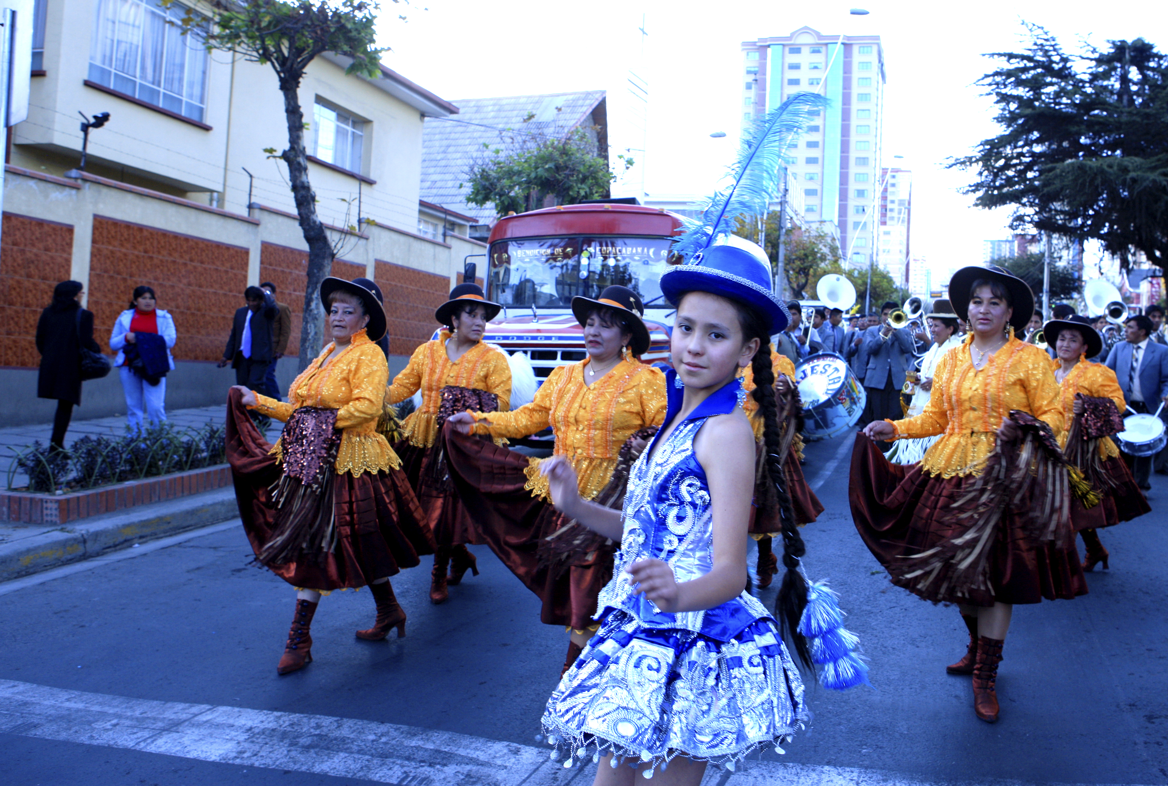 라파스 축제.jpg