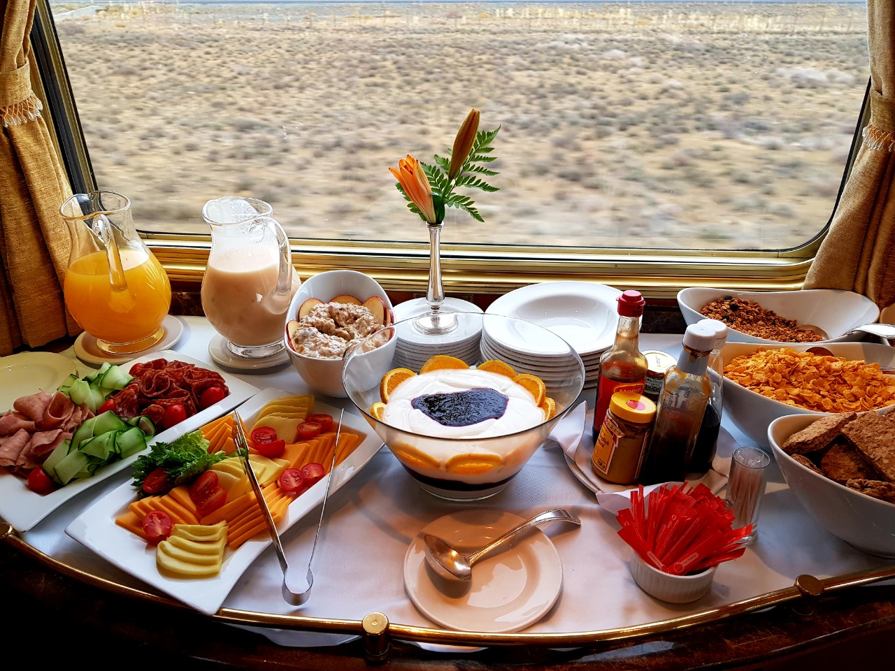 블루트레인 식사.jpg